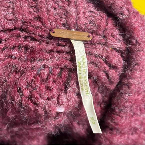 Free People Vintage Burgundy Knit Cardigan with Buttons pockets Medium - Picture 8 of 9